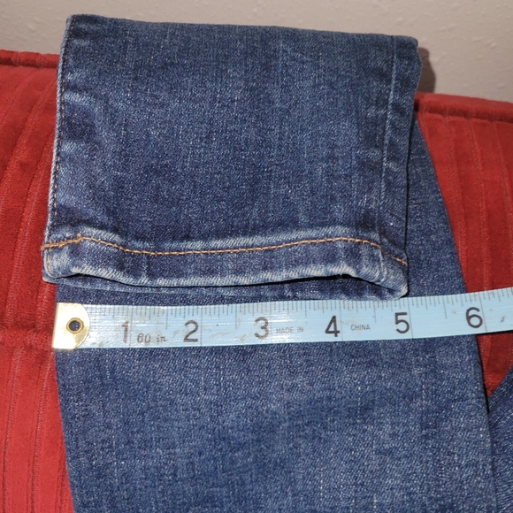 Madewell Curvy High-Rise Skinny Jeans in Lanette Wash - Picture 14 of 14